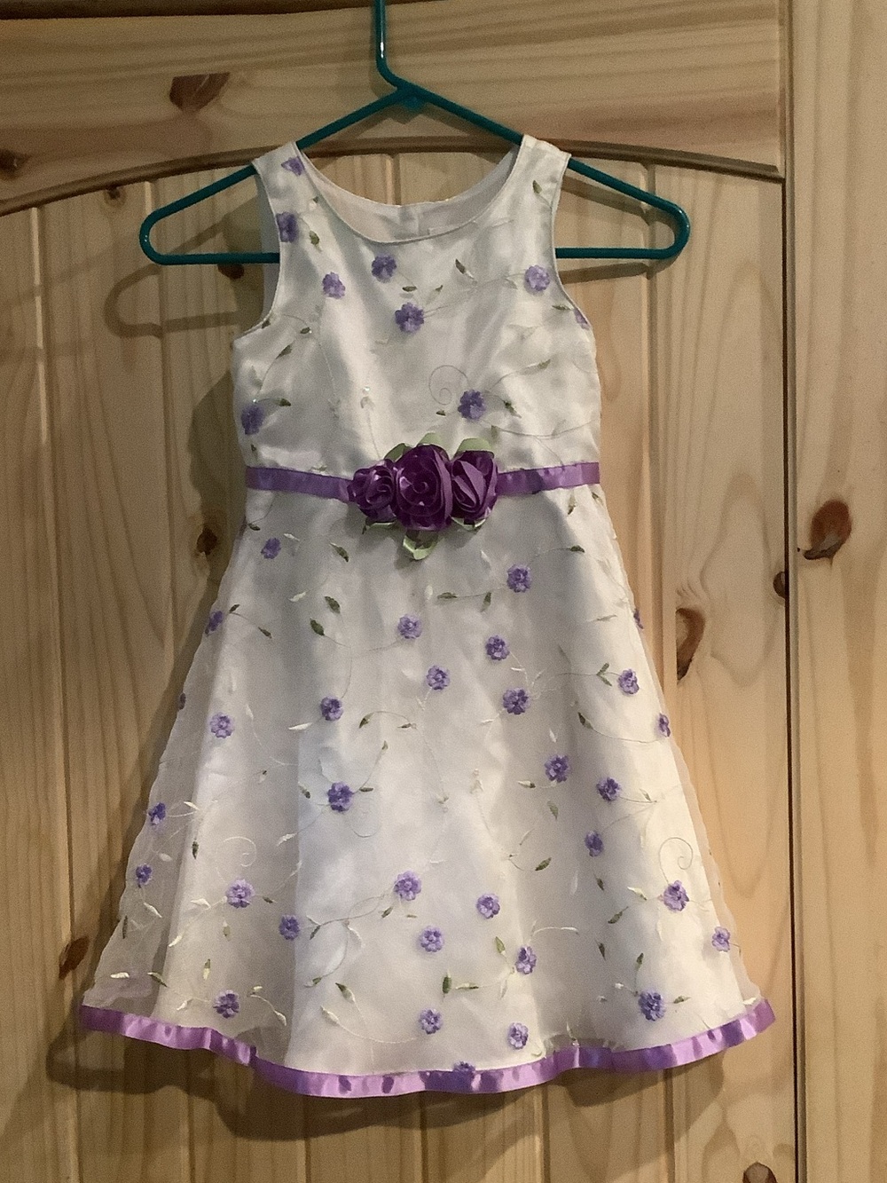 Youngland White and Purple Floral Satin-Belt Party Dress